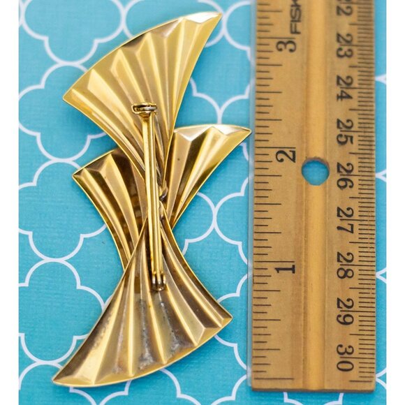 Vintage Golden Bow Brooch - R30 - Picture 2 of 2